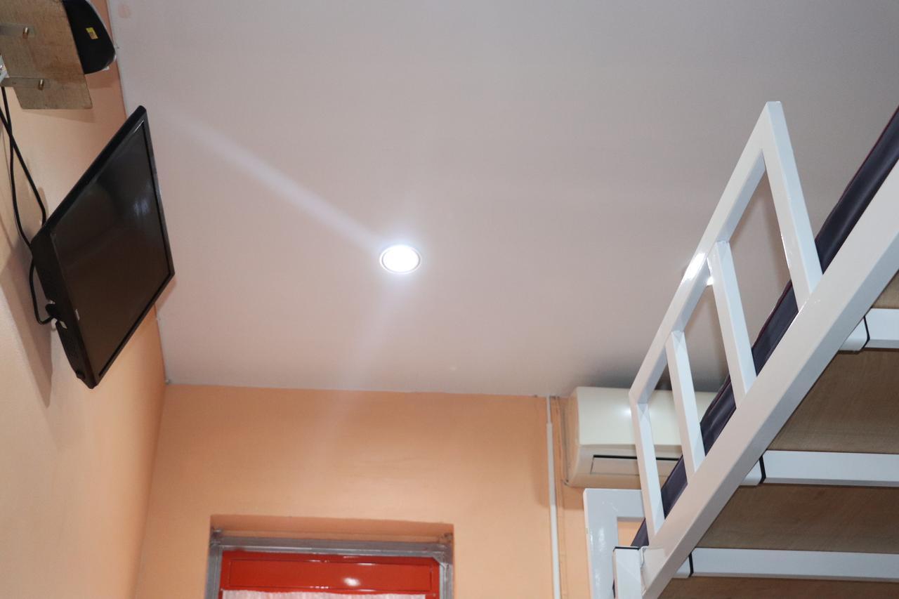 Ama Hostel Bangkok Exterior photo