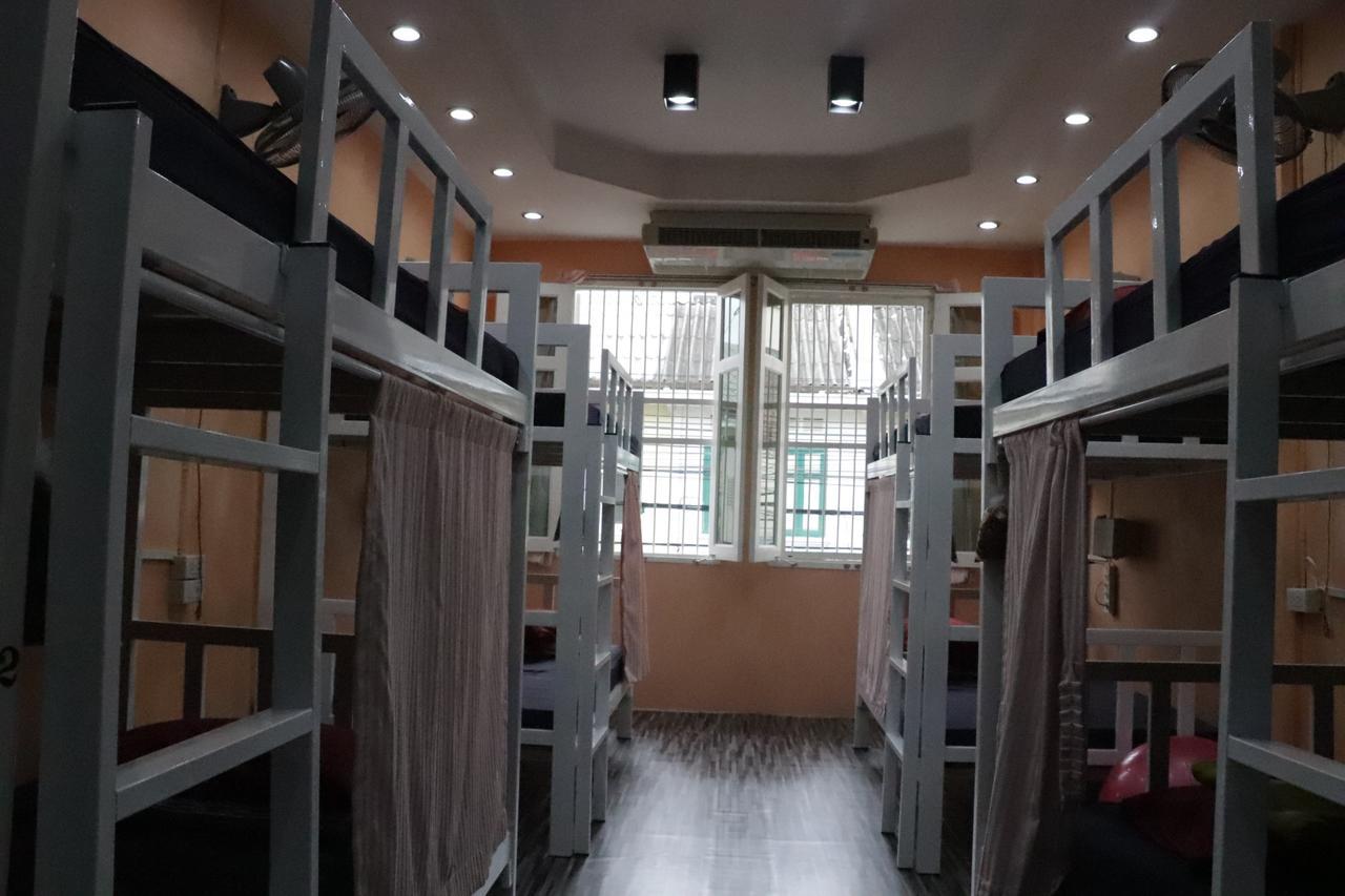 Ama Hostel Bangkok Exterior photo